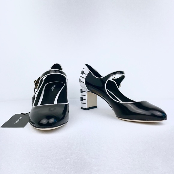 ❤️Host Pick❤️ Dolce Gabbana Black White Piano Shoe - Picture 4 of 8